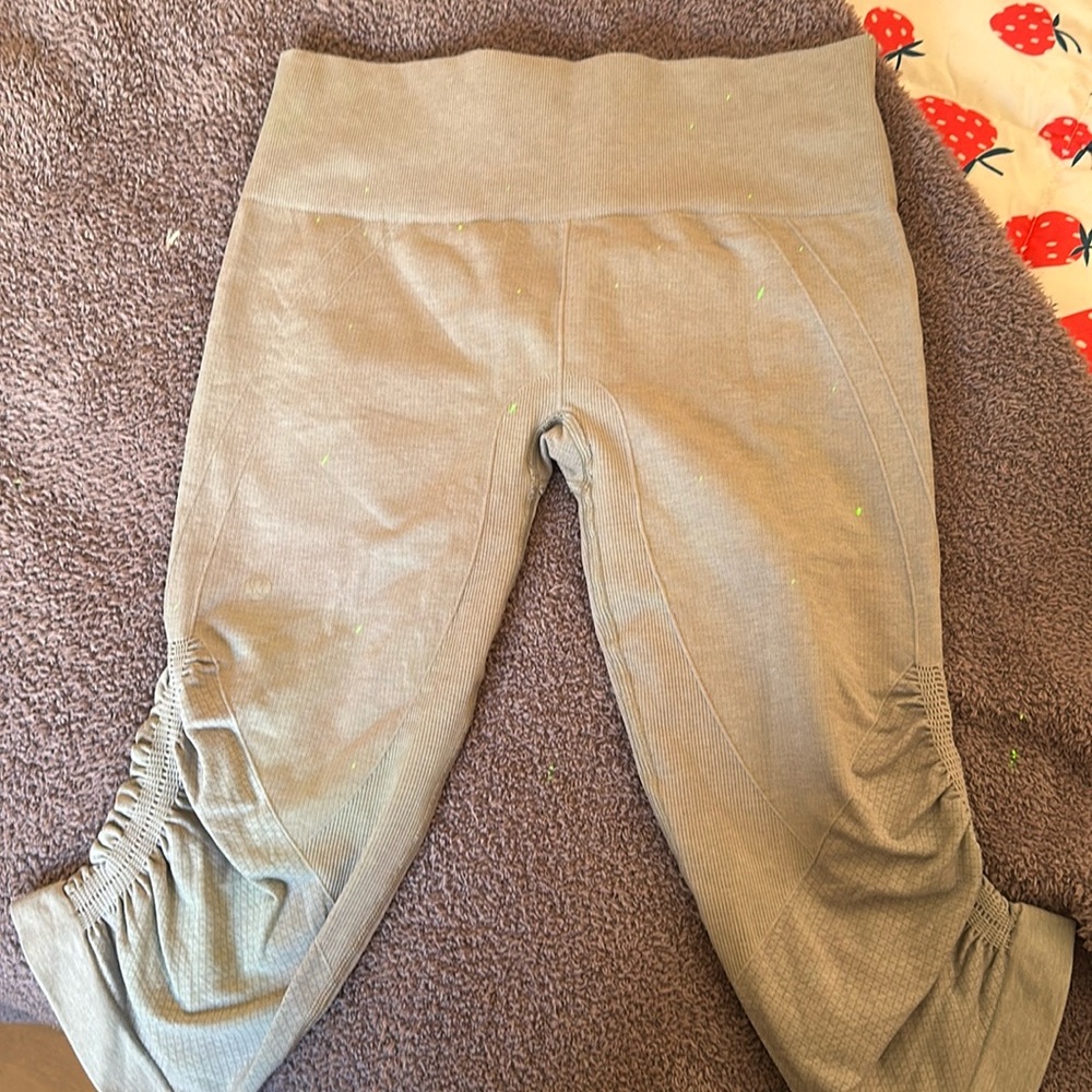 Lululemon pants